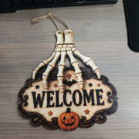 Panneau de bienvenue en forme de main de squelette pour Halloween