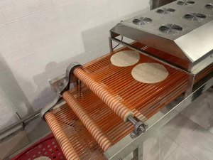 เครื่องทำขนมปัง Pita แบบอัตโนมัติอุปกรณ์สายการผลิตทาโก้เม็กซิกันแบบใช้ในเชิงพาณิชย์ - Product Image 3