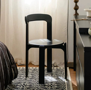 <span class=keywords><strong>Sedia</strong></span> da pranzo, <span class=keywords><strong>Sedia</strong></span> impilabile in legno massello con schienale, <span class=keywords><strong>Sedia</strong></span> da ufficio con schienale, <span class=keywords><strong>Sedia</strong></span> Mid-century, <span class=keywords><strong>Sedia</strong></span> da caffè di design svizzero - Product Image 5