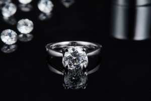 Deseo joyería buena calidad fantástico hexágono moissanita 2 quilates anillo Hombre con descuento - Product Image 6