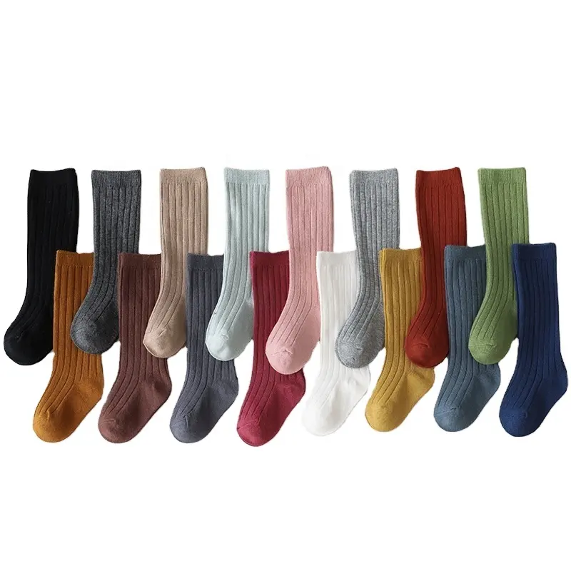 Baby Sportsocken Herbst und Winter Prinzessinnenstil einfache lässige lange Socken für Jungen und Mädchen