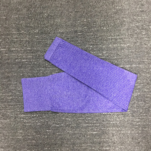 Conjunto Deportivo de Yoga, Suministro Directo de Fábrica, Ropa Deportiva de la Mejor Calidad, Top Corto sin Costuras - Product Image 3