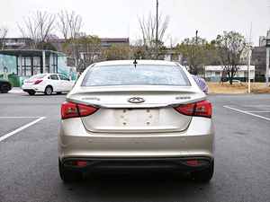 Voiture d'occasion Chery 2017 Arrizo 5 1.5 CVT Édition Luxe Automatique Prix Abordable Extérieur Doré Voiture Chinoise d'occasion à Essence à Vendre - Product Image 5