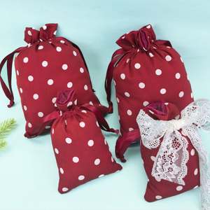 Sacs cadeaux recyclables personnalisés avec pochette de rangement à cordon intérieur pour cosmétiques, articles essentiels de mariage, huiles - Product Image 3