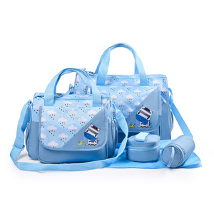 Ensemble <span class=keywords><strong>complet</strong></span> de <span class=keywords><strong>sac</strong></span> à couches avec 5 pièces, y compris un <span class=keywords><strong>sac</strong></span> fourre-tout, un matelas à <span class=keywords><strong>langer</strong></span> et une pochette isotherme pour biberons - Product Image 6