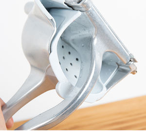 Exprimidor Manual de Aluminio para Cocina, Herramienta para Exprimir Limones y Frutas - Product Image 6