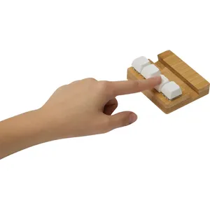 Support de smartphone en bambou avec clés, gadgets écologiques - Product Image 2