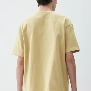T-shirt da uomo in cotone traspirante e morbido, vestibilità comoda e rilassata, stile discreto, ideale per le corse veloci, appuntamenti al caffè, sul portico - Product Image 5