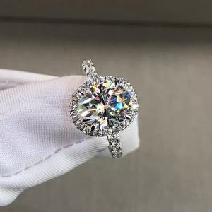Bague en or 18 carats de haute qualité avec diamant moissanite de 4 carats à coupe ovale excellente, bague pour femme pour fiançailles/mariage - Product Image 4