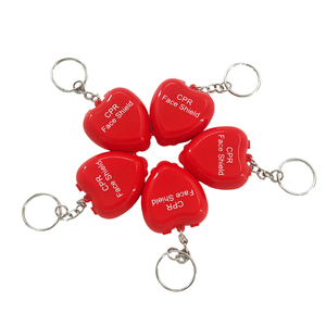 Bouclier respiratoire jetable de porte-clés de RCR de cas en forme de <span class=keywords><strong>coeur</strong></span> pour la maison et extérieur - Product Image 2