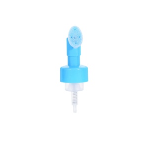 Bomba <span class=keywords><strong>de</strong></span> espuma <span class=keywords><strong>de</strong></span> cepillo <span class=keywords><strong>de</strong></span> silicona caliente 42mm 43mm Limpiador facial <span class=keywords><strong>Dispensador</strong></span> <span class=keywords><strong>de</strong></span> jabón <span class=keywords><strong>de</strong></span> plástico para mascotas para botella reutilizable - Product Image 4
