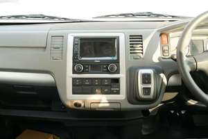 Véhicule électrique Foton Fengjing G7, nouveau modèle, conduite à droite, disponible pour l'Afrique - Product Image 5