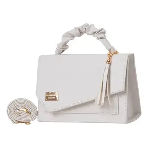 Bolso Tote Casual Blanco para Mujer Fana Melody con Patrón Geométrico Forro de PVC PU Cierre Abierto Dos Asas y Cadena Sensacional de Moda - Product Image 1