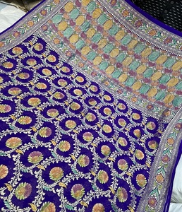 Sari de Seda Banarasi de Chifón Puro Hecho a Mano, Color Morado Real con Bordado Floral de Zari Plateado, Borde Pesado, Pieza de Blusa Sin Coser, Ideal para Fiestas - Product Image 1