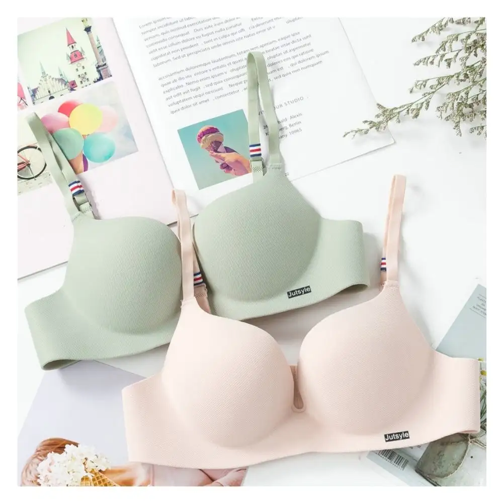 Vendita calda di alta qualità comodo reggiseno da donna con lettere morbida tazza sottile senza anello in acciaio biancheria intima per le donne