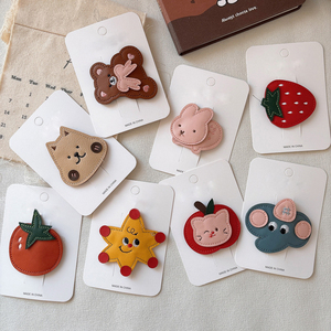 Pinza de Pelo de Aleación con Diseño de Conejo de Dibujos Animados Coreanos <span class=keywords><strong>MIO</strong></span>, Pinzas de Pelo de Cuero PU con Forma de Fruta y Fresa, Pinzas de Pelo Hechas a Mano para Niñas - Product Image 2