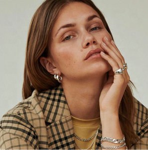 Pendiente de aro mediano de Plata de Ley 925 martillado Banket para mujer, joyería de oro de 14K, venta al por mayor - Product Image 6