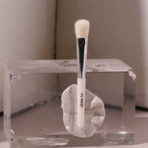 ชุดแปรงแต่งหน้าพกพา 6 ชิ้น พร้อมกระจกสำหรับผู้หญิง ขนาดเล็ก เหมาะสำหรับการเดินทาง ใช้กับรองพื้น - Product Image 6