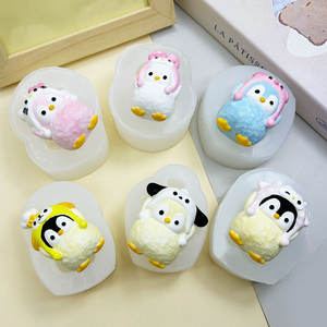 <span class=keywords><strong>Moule</strong></span> à gâteau en <span class=keywords><strong>silicone</strong></span> en forme de pingouin de dessin animé à faire soi-même, amusant, à presser, de forme irrégulière, pour la décoration de gâteaux au fromage, au <span class=keywords><strong>chocolat</strong></span> et à la mousse, individuellement - Product Image 2