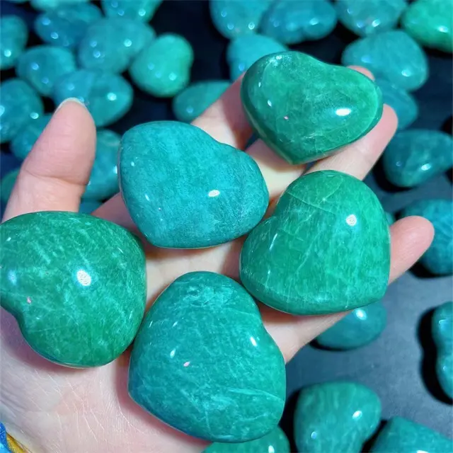 gemstone carving cute crystals healing crafts natur green blue amazonite heart shaped stone for wedding gift