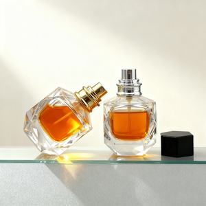 ขวดน้ำหอมแก้วใสหรูหรา ขนาด 30 มล. 50 มล. 100 มล. พร้อมฝาฉีดสีทอง/สีเงิน - Product Image 6