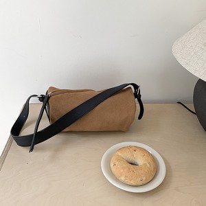 กระเป๋าสะพายข้างทรงหมอนหนังกลับสำหรับผู้หญิง สีน้ำตาล สไตล์วินเทจ สายสะพายเดี่ยว ปิดซิป เหมาะกับการใช้งานทุกวัน คอลเลคชั่นฤดูใบไม้ร่วง 2025 - Product Image 4