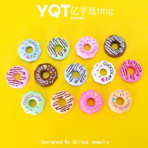 Cabujones de Resina con Forma de Donut de Chocolate Kawaii al por Mayor para la Fabricación de Joyas, Manualidades y Decoración - Product Image 2