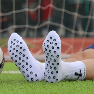 Kaos Kaki Grip Sepak Bola Bordir Anti-Selip Non-Slip Sport Grip Socks Football yang Dapat Disesuaikan - Product Image 4