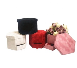 Hexagon Diamond Flannel Drawer Flower Gift Box