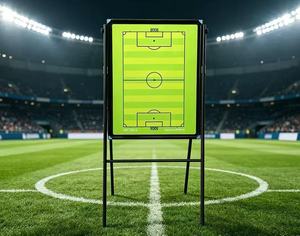Lavagna Tattica Magnetica Autoportante per Calcio, Lavagna Strategica per Allenatori con Supporto in Metallo, Pennarelli Magnetici e Gomma - Product Image 1