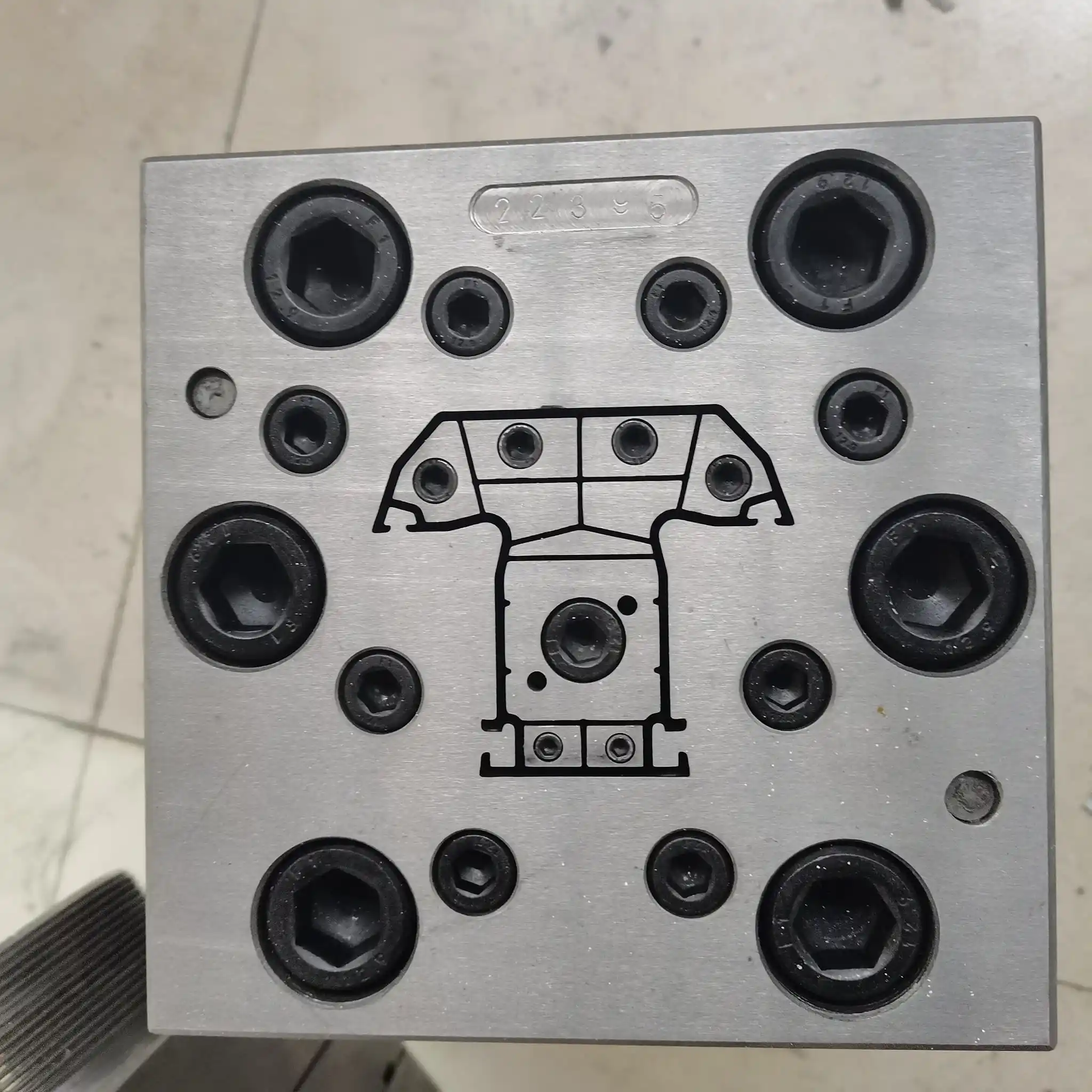 High Speed UPVC PVC Profile Extrusion Mould Template Die Head for Window and Door