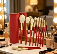 Lot de 8 pinceaux de maquillage professionnels rouges avec manche en bois, poils synthétiques, pour pinceau éventail, anticernes, visage, fard à paupières et blush