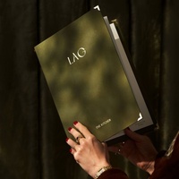Porte-menu A4 personnalisé haut de gamme offrant la possibilité de personnaliser les couvertures de menu