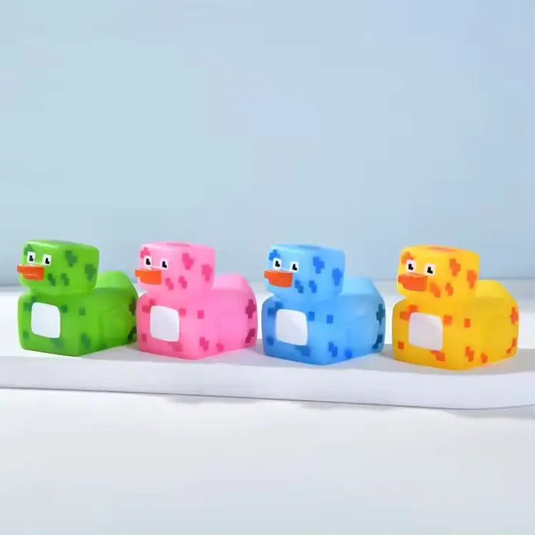 Groothandel Duurzame Exquise Diervormige 2 Inch Mini Rubber Eend Speelgoed Eendjes Voor Kinderen Bad