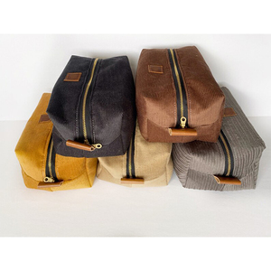 Pochette de maquillage carrée en velours côtelé marron chocolat avec <span class=keywords><strong>logo</strong></span> personnalisé - Product Image 2