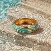 Gelang Manset Enamel Turquoise Buatan Tangan untuk Wanita, Gelang Paduan Berlapis Emas, Perhiasan Geometris Vintage untuk OEM/ODM