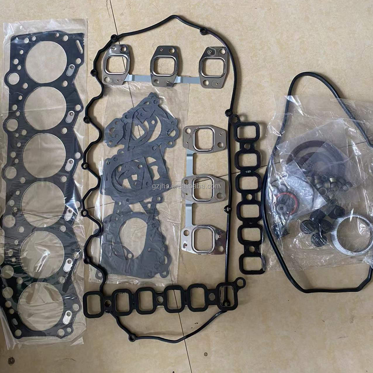 Wholesale Auto Parts - Full Gasket Set for LAND-CRUISER