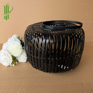 Lanternes en bambou noir de style rustique, cylindriques, pour l'intérieur et l'extérieur, porte-bougie suspendu, artisanat fabriqué au Vietnam, meilleures ventes - Product Image 6