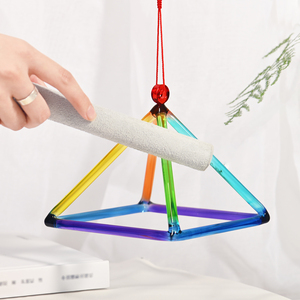 Pyramide chantante en cristal transparent en gros avec accessoire gratuit, pyramides chantantes pour la guérison énergétique - Product Image 6