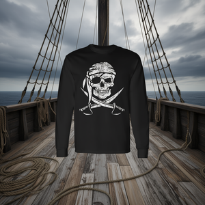Camiseta de manga larga con diseño de calavera de pirata y espadas cruzadas para hombres y mujeres - Product Image 3