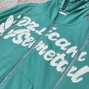 Sweat à capuche streetwear personnalisé triple fermeture éclair pour homme, épais, brodé, doublé satin, en coton, épaules tombantes, coupe oversize - Product Image 3