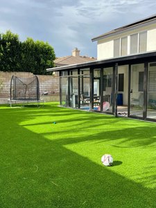 Césped Artificial para Exteriores, Césped Sintético, Alfombra Verde, Aspecto Natural, Tacto Realista - Product Image 1