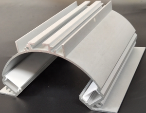 Les profils en <span class=keywords><strong>aluminium</strong></span> SDW132 ont expulsé le type 6063 avec l'éclat bilatéral - Product Image 5