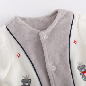 Nuovo arrivo abbigliamento per neonati in velluto di cotone body <span class=keywords><strong>tutina</strong></span> <span class=keywords><strong>tutina</strong></span> per bambino orso ricamato <span class=keywords><strong>tutina</strong></span> per bambini da 0 a 1 anno - Product Image 4