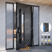 Puerta de Entrada Pivotante Moderna de Aluminio de Lujo con Inserto de Vidrio y Luces Laterales para Entrada de Villa