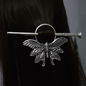 Horquilla de pelo vintage estilo vikingo punk con diseño de varita de bruja y polilla, accesorio gótico nórdico para disfraces de cosplay y fiestas de Halloween - Product Image 6