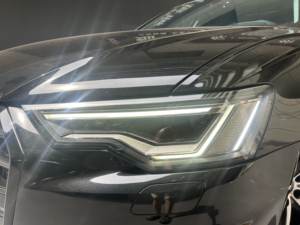 Auto Usado <span class=keywords><strong>Audi</strong></span> <span class=keywords><strong>A6</strong></span> <span class=keywords><strong>Avant</strong></span> 2022 40 TFSI S Line Luxury Sport (China VI) - Product Image 5