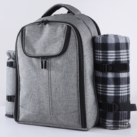 2022 Fashion-Forward Family Outdoor Camping BBQ Picnic Bag Bolsa impermeable aislada Conjunto de mochila para 4 personas