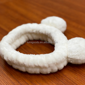 Serre-tête mignon en forme d'oreilles d'ours pour femmes, idéal pour le lavage du visage et l'application de masques, antidérapant, en flanelle et polaire corail, accessoire capillaire, lot en gros - Product Image 6