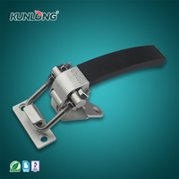 SK3-058-1S loquet à moraillon à came à compression en acier inoxydable robuste pour le verrouillage de porte et d'armoire Produit de pinces de qualité supérieure